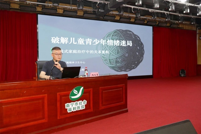 ddca2b9be75d31f921335d4f72f715d4.jpg
